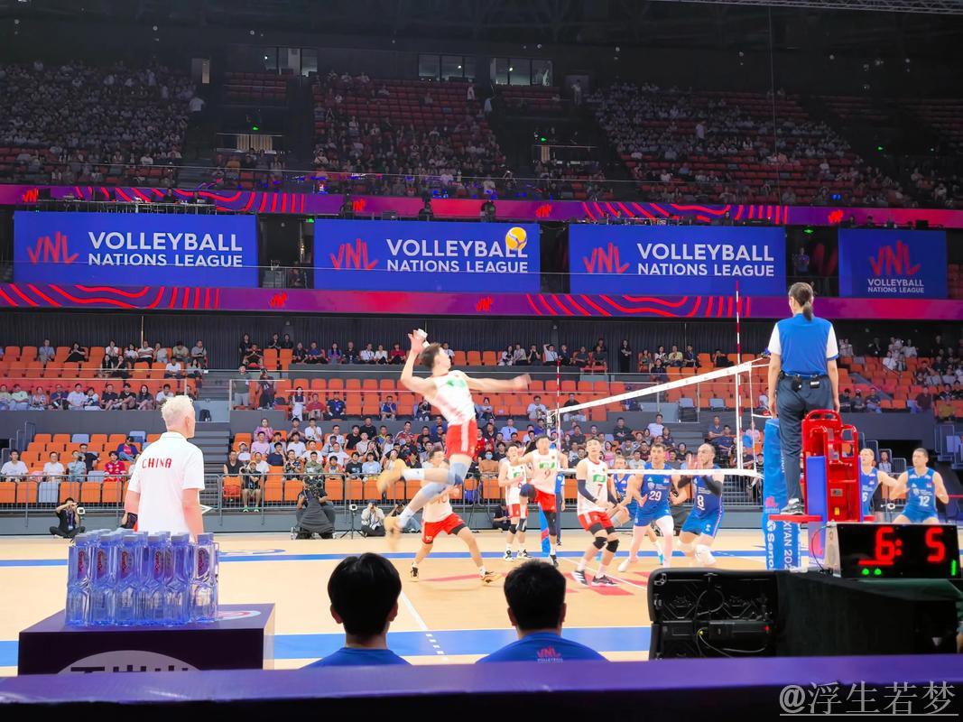 战胜塞尔维亚，中国男排联赛新赛季迎来首胜