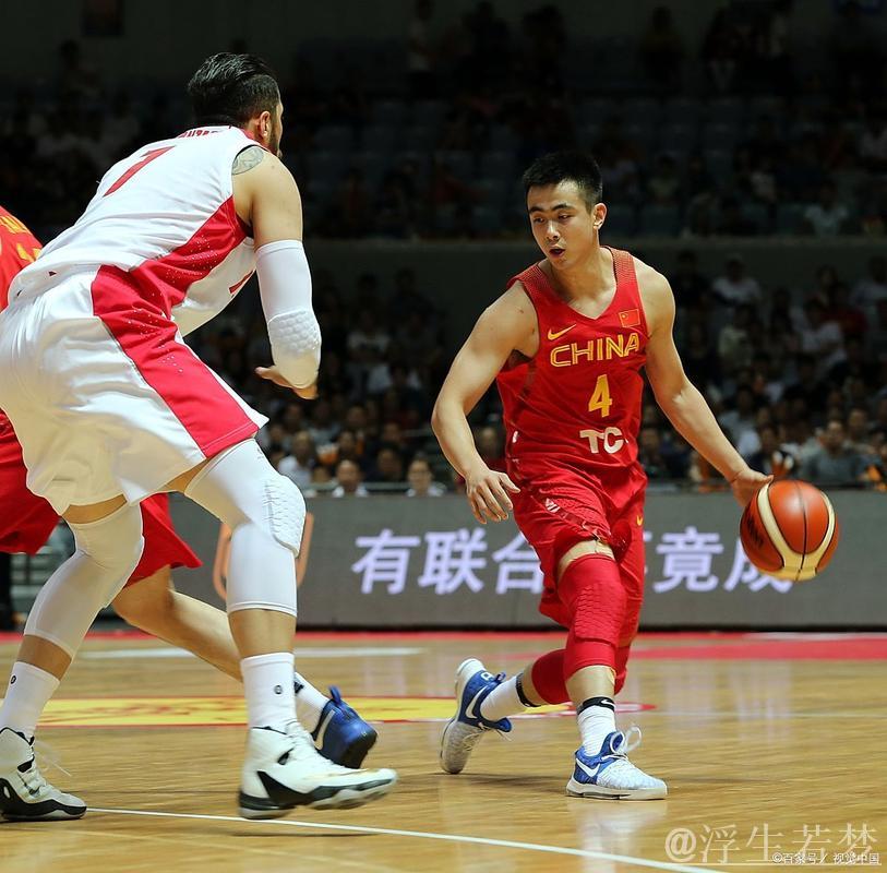 赵继伟灵巧突破 骑马射箭巧取两分